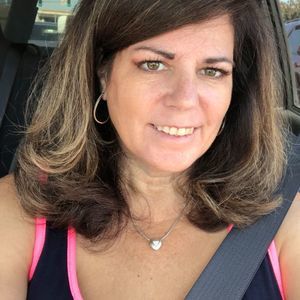 Meet your Posher, Laurie